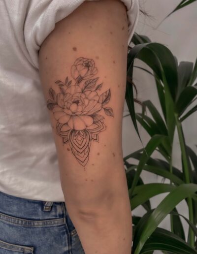 ci gi tattoo flower mandala